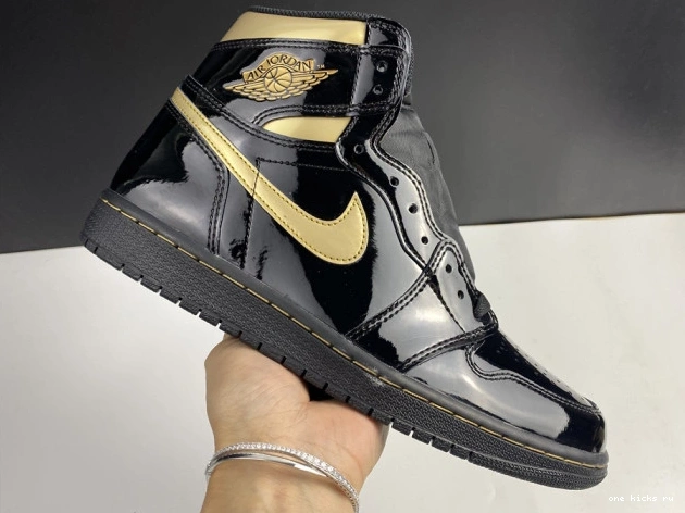Chep Onekick 1 AIR GOLD BLACK METALLIC (2020) HIGH 555088-032 RETRO JORDAN 0823